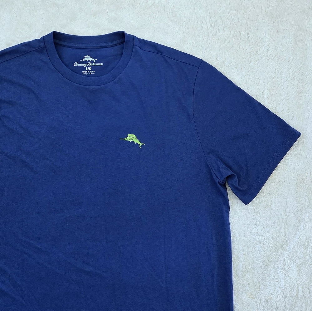 Tommy Bahama "Support Your Local Bar" Graphic Tee👕 - NWT - Picture 4 of 13